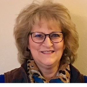 Meet your Posher, Brenda